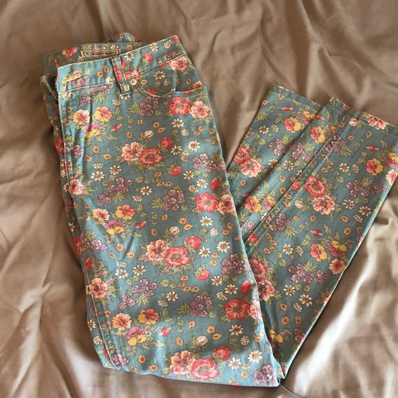 Ralph Lauren floral denim. - Picture 5 of 5